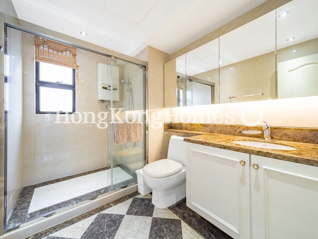 Master Bathroom — The Broadville, Happy Valley