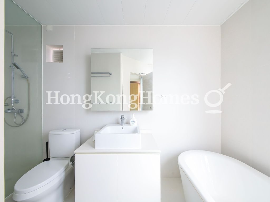 Master Bathroom — Village Garden, Happy Valley