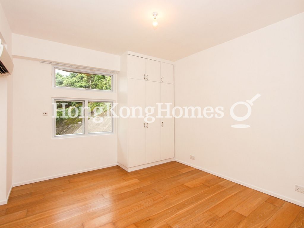 Second Bedroom — Fulham Garden Blk G-H, Pokfulam