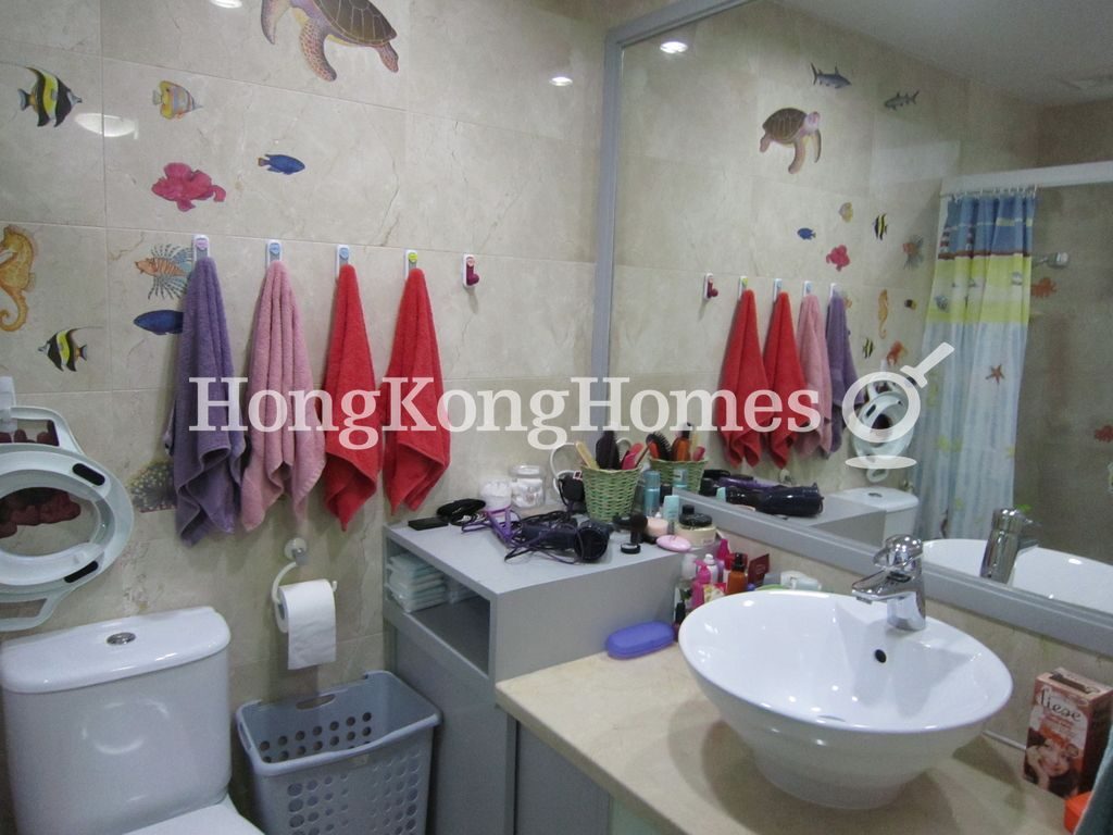 Guest Bathroom — Golden Villa, Clear Water Bay