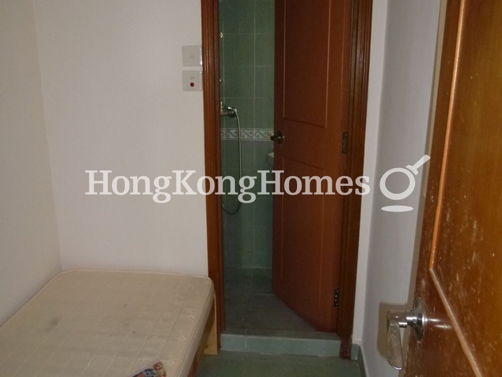 Maid's Room — Valverde, Mid-levels Central