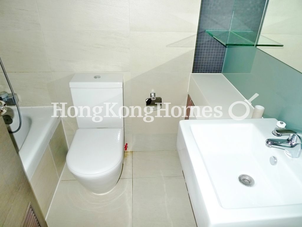 Guest Bathroom — Grand Promenade - Tower 03, Quarry Bay