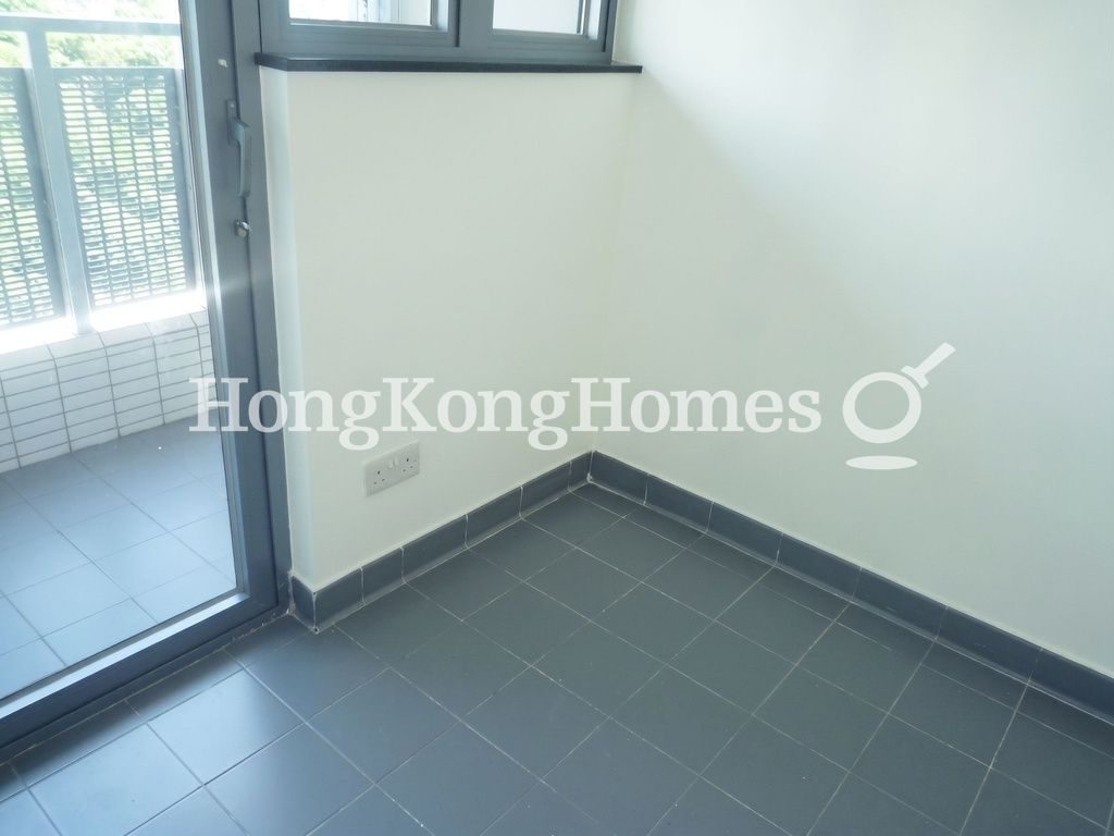 Maid's Room — Residence Bel-air - Phase 02, South Tower 01, Pokfulam