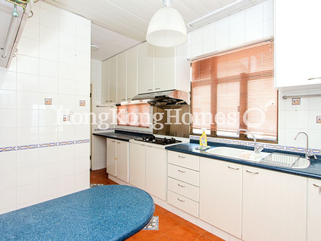 Kitchen — Swiss Towers - Tower 3, Tai Hang