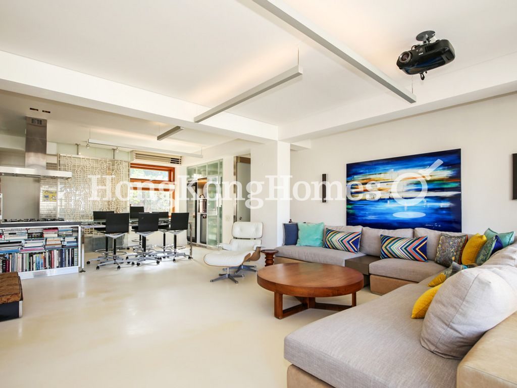 Living and Dining Room — Fulham Garden Blk A-B, Pokfulam