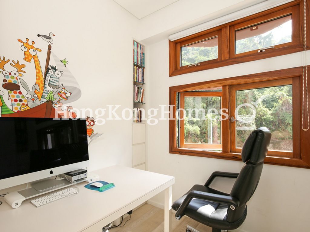 Third Bedroom — Fulham Garden Blk A-B, Pokfulam