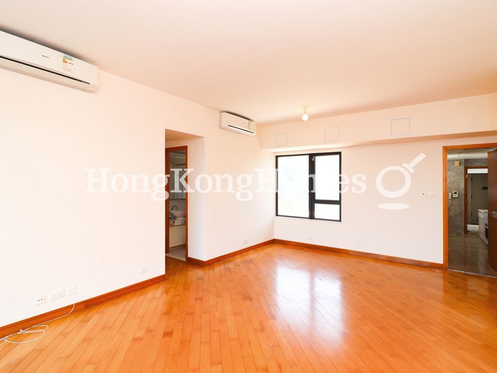 Living and Dining Room — Residence Bel-Air - Phase 06 - Bel-Air No. 8, Tower 7, Pokfulam