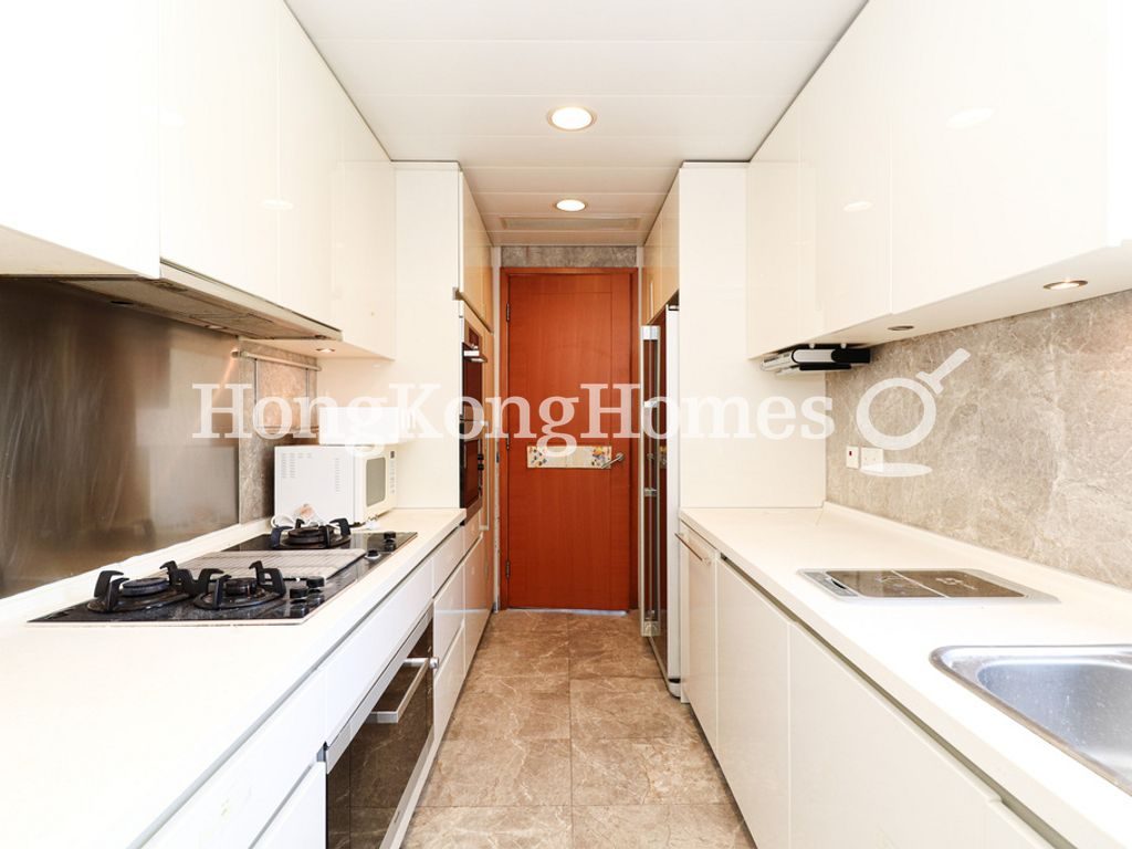 Kitchen — Residence Bel-Air - Phase 06 - Bel-Air No. 8, Tower 7, Pokfulam