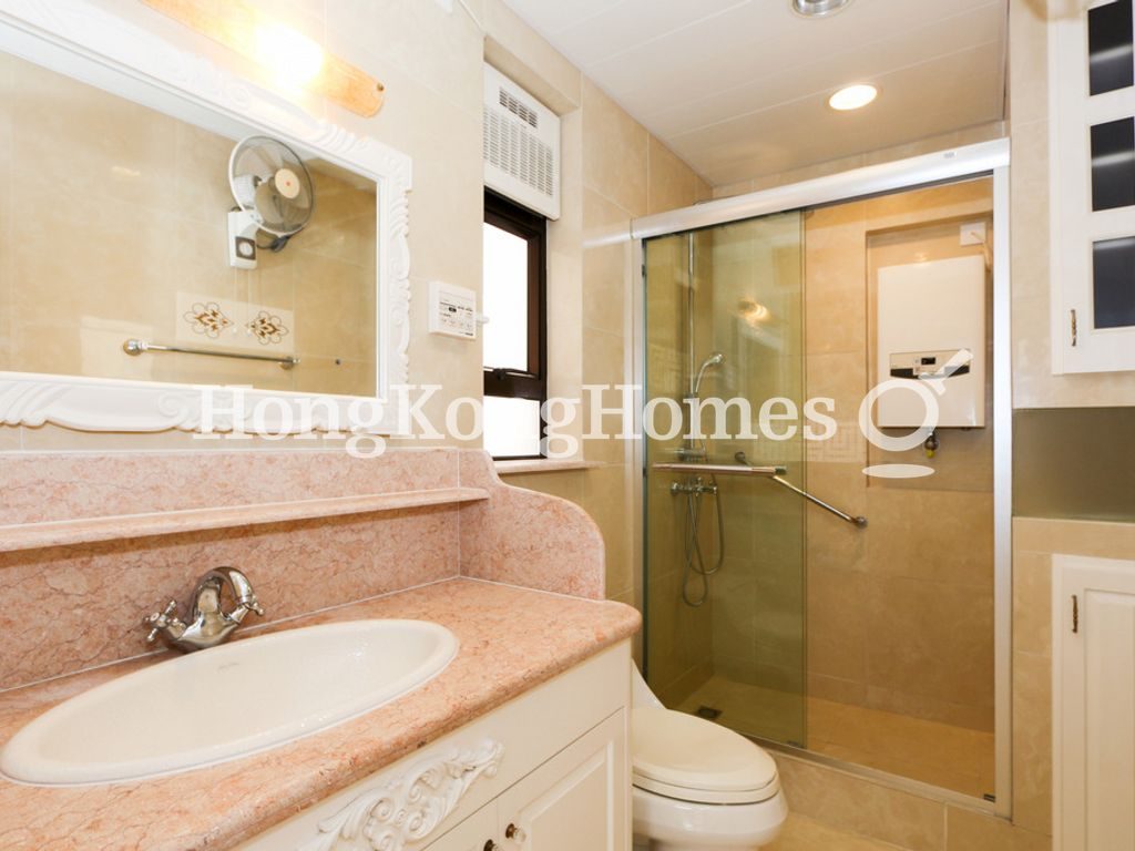 Master Bathroom — Villa Rocha - Block A, Happy Valley