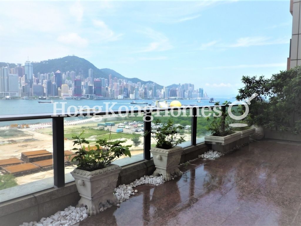 Private Terrace — The Arch - Block 1 (Sky Tower), Tsim Sha Tsui