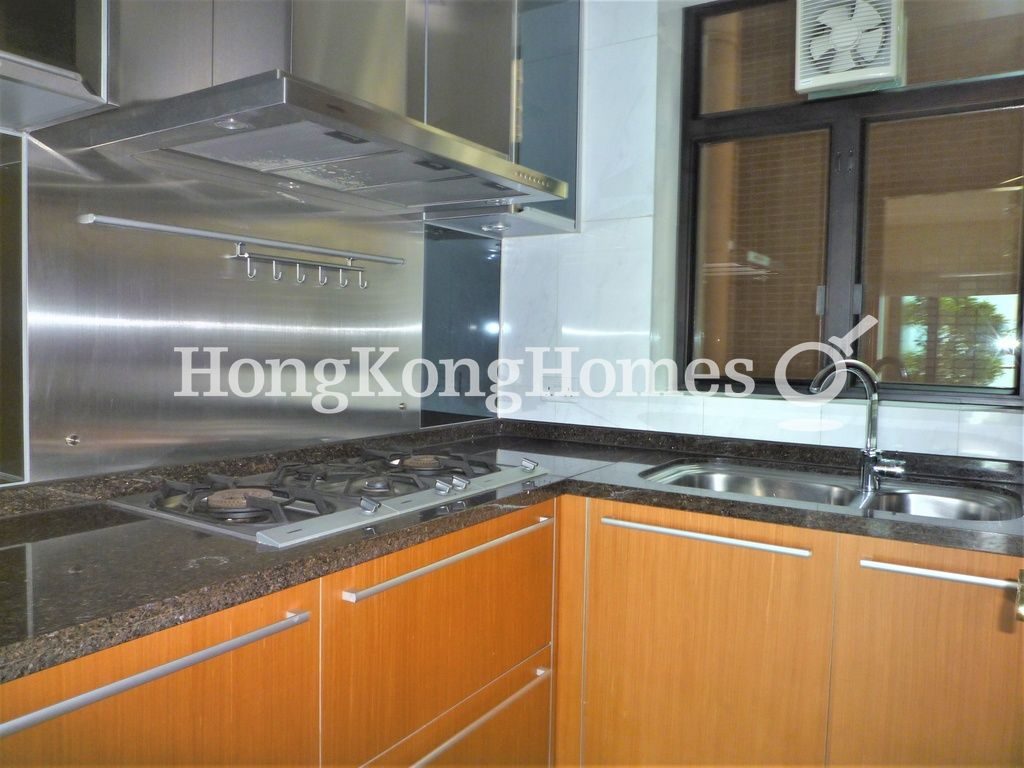 Kitchen — The Arch - Block 1 (Sky Tower), Tsim Sha Tsui
