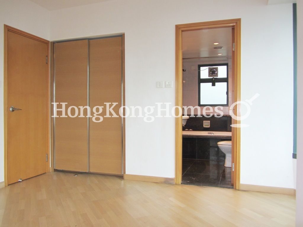 Master Bedroom — Robinson Road, 80 - Block 01, Mid-levels West