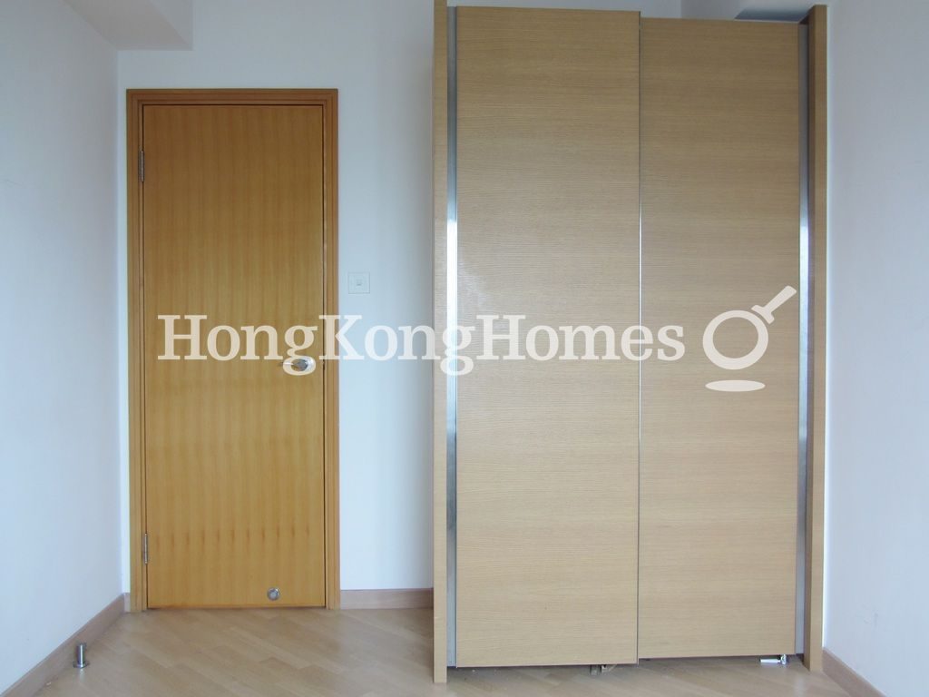 Third Bedroom — Robinson Road, 80 - Block 01, Mid-levels West