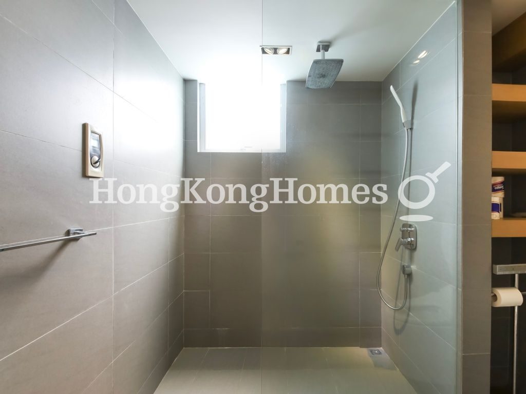 Master Bathroom — Hatton Place, Mid-levels West