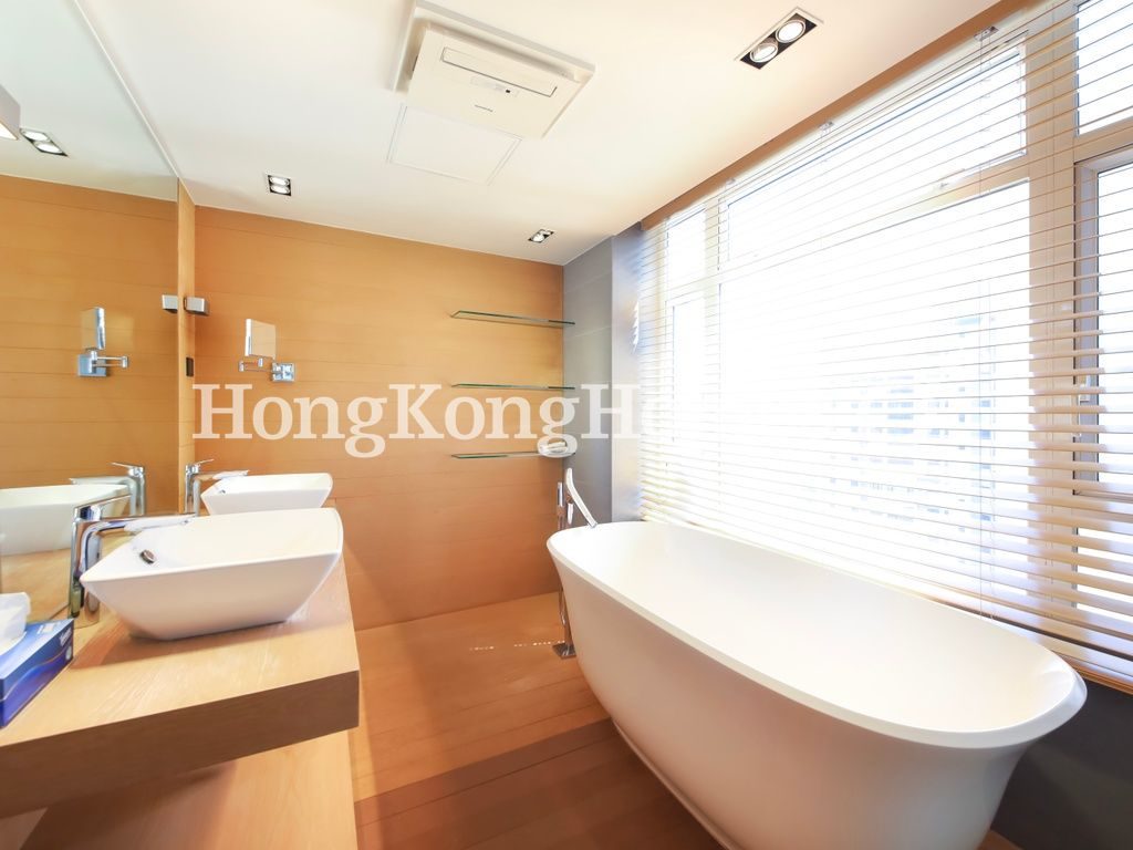 Master Bathroom — Hatton Place, Mid-levels West