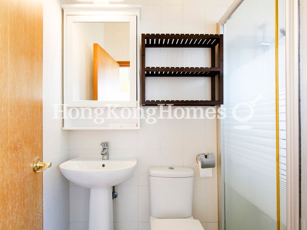 Master Bathroom — Kennedy Road, 36 - 36A, Mid-levels Central