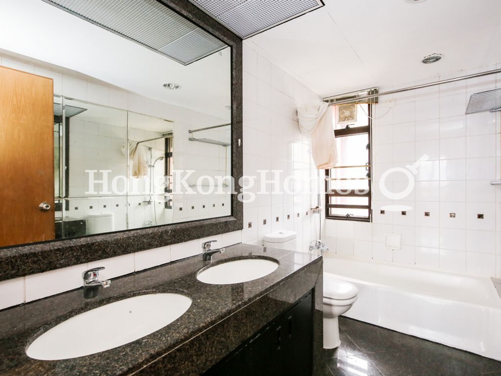 Guest Bathroom — Pacific View - Block 04, Tai Tam
