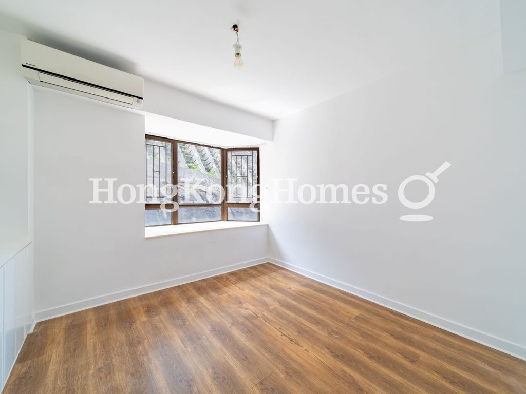 Second Bedroom — South Bay Gardens - Block A, Repulse Bay