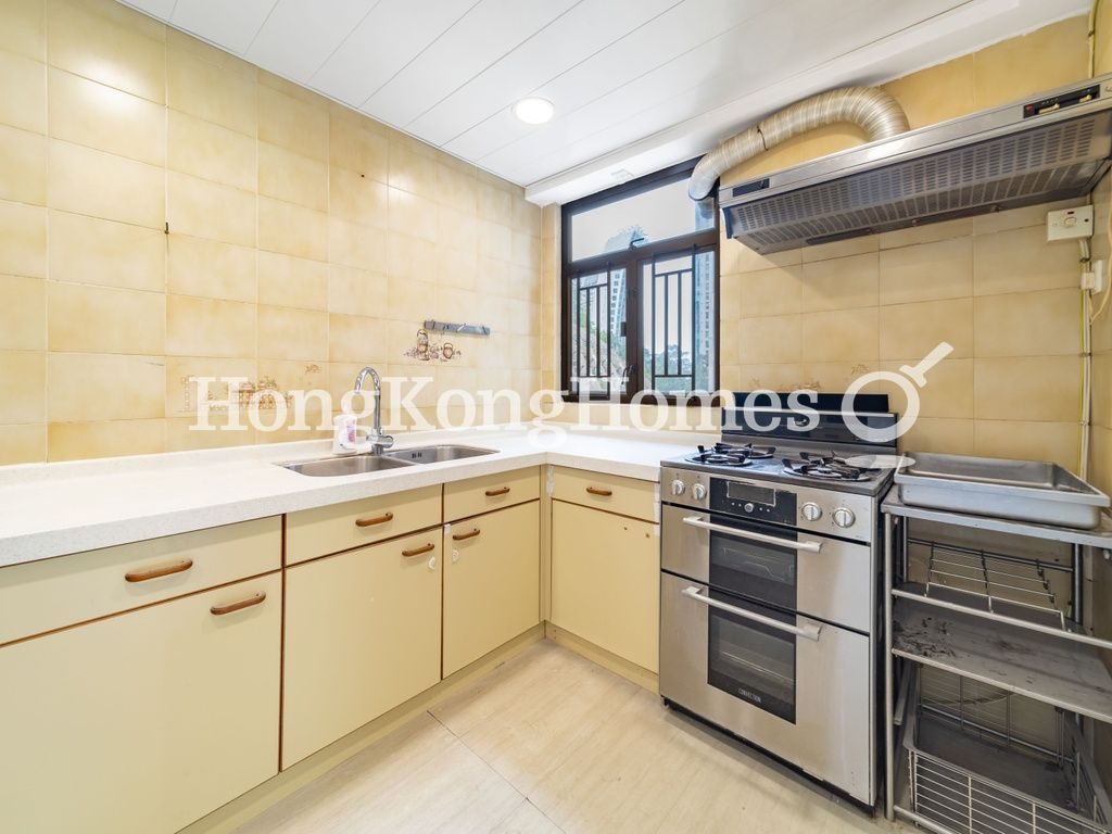 Kitchen — South Bay Gardens - Block A, Repulse Bay