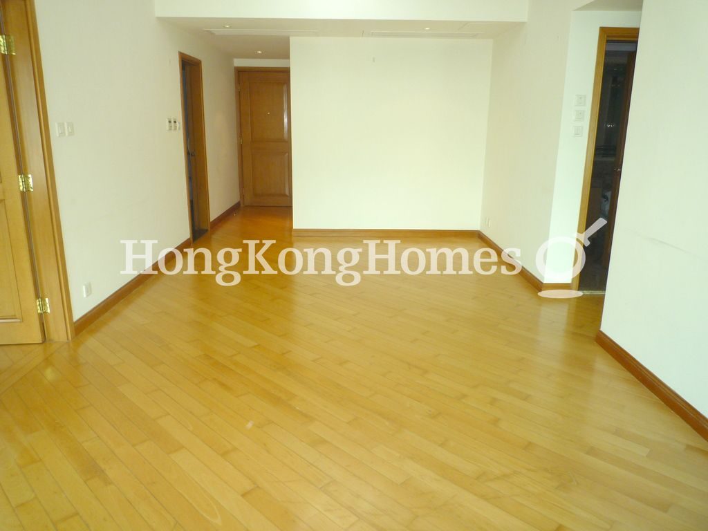 Living and Dining Room — The Leighton Hill - Block 09, Happy Valley
