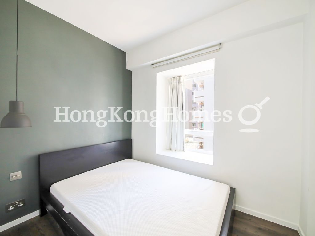 Master Bedroom — Lai King Court, Sai Ying Pun