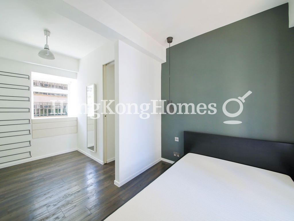 Master Bedroom — Lai King Court, Sai Ying Pun