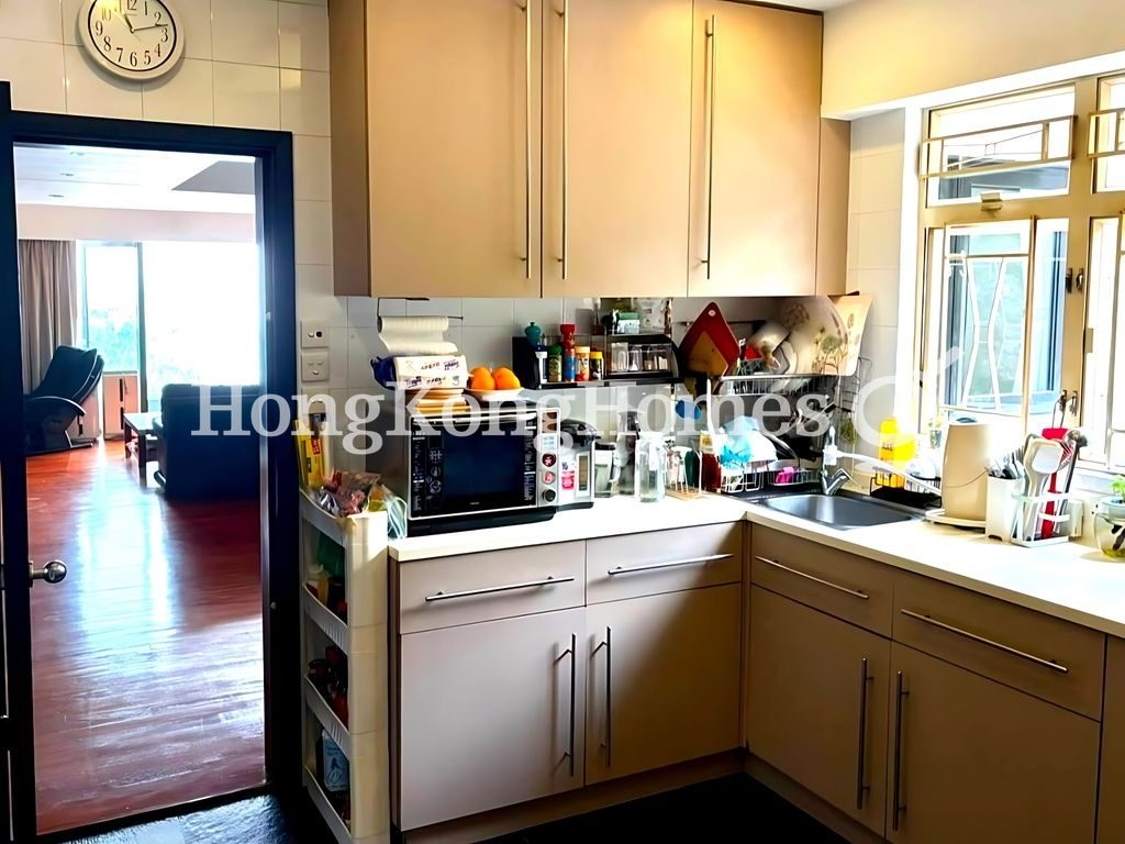 Kitchen — Cape Mansions - Block A, Pokfulam