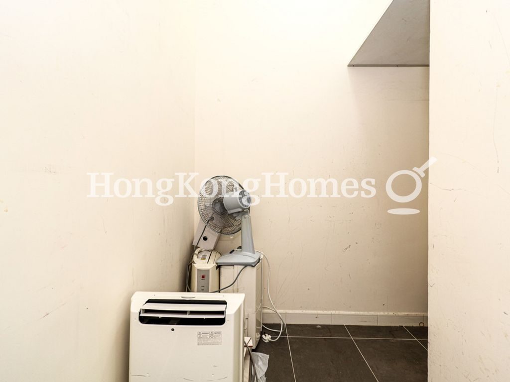 Store Room — Swiss Towers - Tower 3, Tai Hang