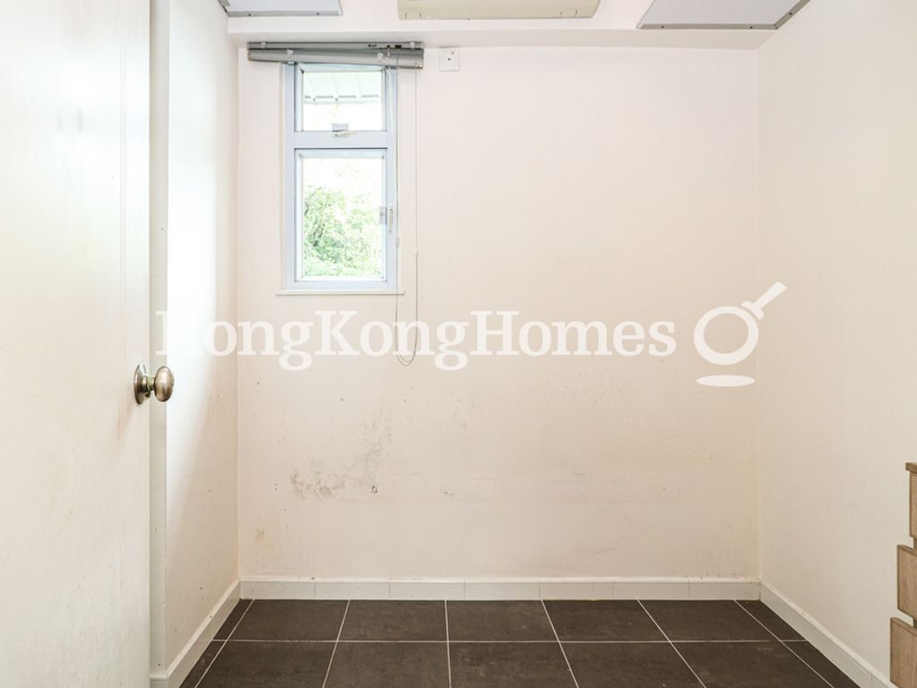 Maid's Room — Swiss Towers - Tower 3, Tai Hang