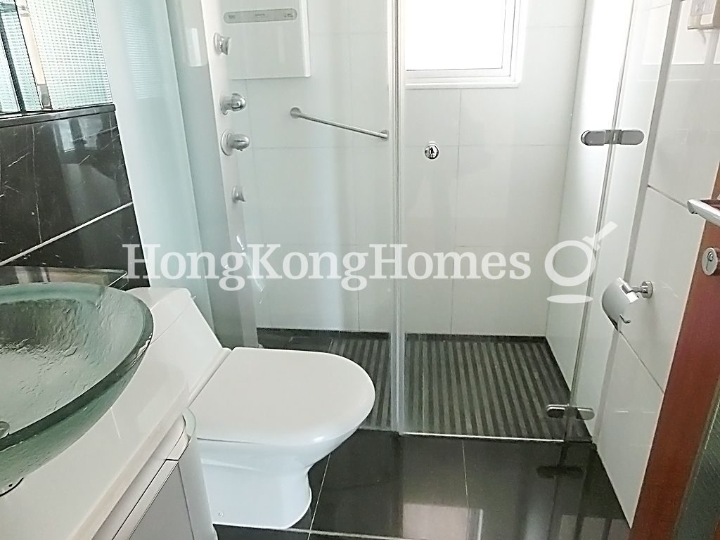 Master Bathroom — The Harbourside - Tower 1, Tsim Sha Tsui