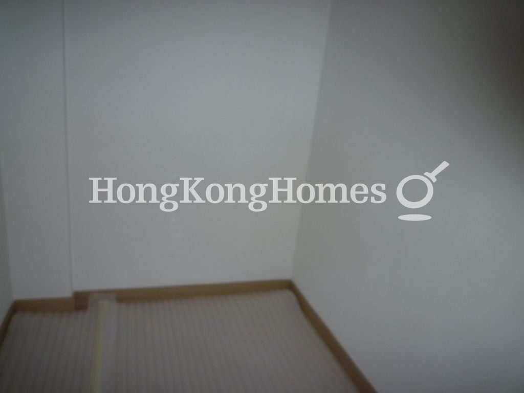 Maid's Room — The Cullinan I, Tsim Sha Tsui
