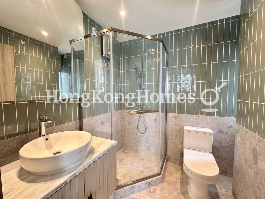 Bathroom — Nan Hai Mansion, Western / Kennedy Town