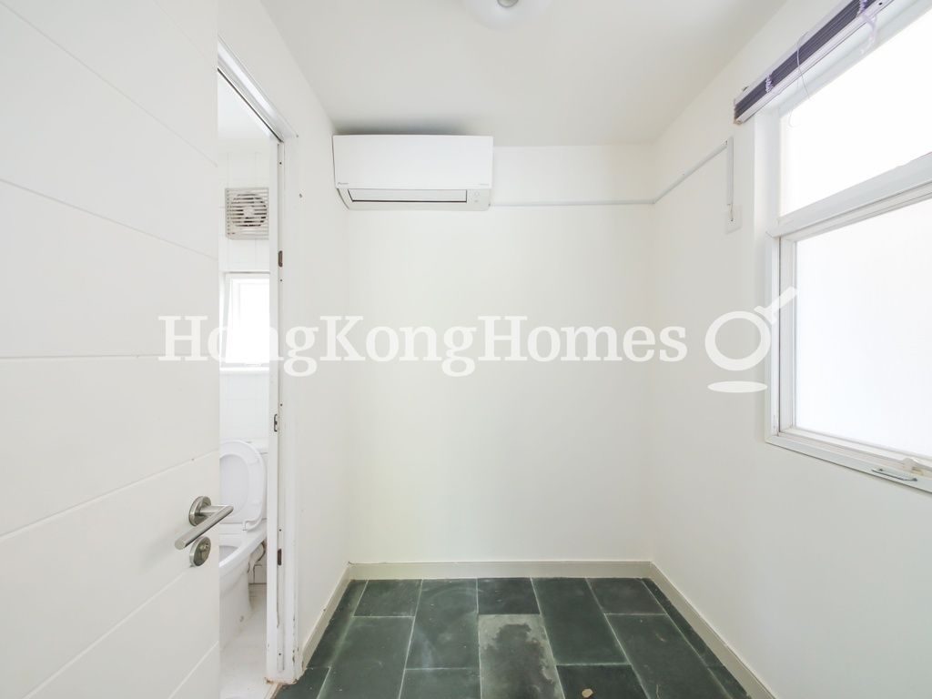 Maid's Room — Fairway Vista, Clear Water Bay
