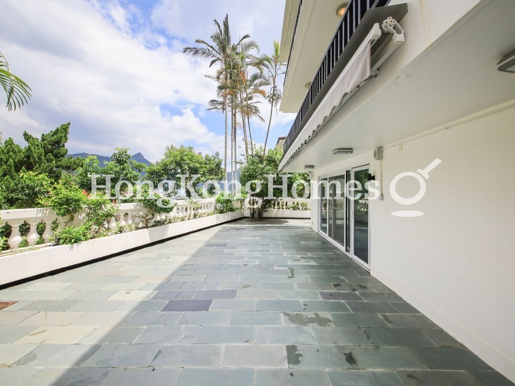 Private Terrace — Fairway Vista, Clear Water Bay