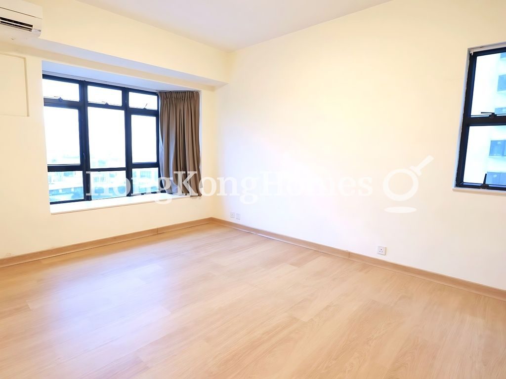 Master Bedroom — Grand Garden - Block 03, Repulse Bay