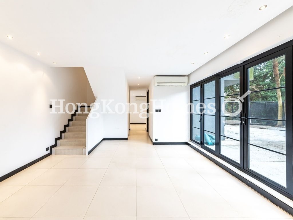 Master Bedroom — Ng Fai Tin, Clear Water Bay