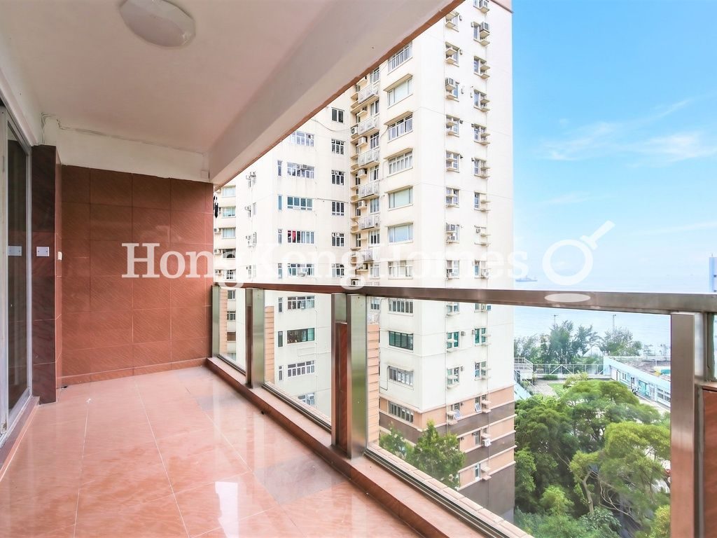 Balcony off Living Room & Dinning Room — Scenic Villa - Block B1 (A-B), Pokfulam
