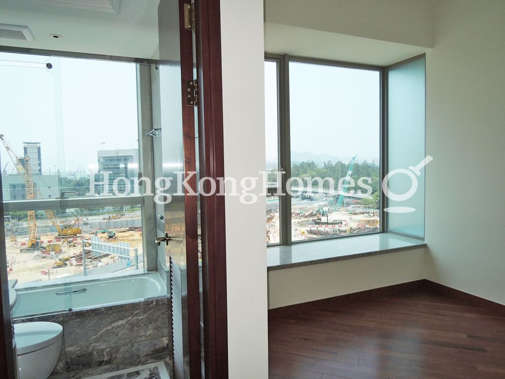 Second Ensuite Bedroom — The Coronation - Tower 3, Yau Ma Tei
