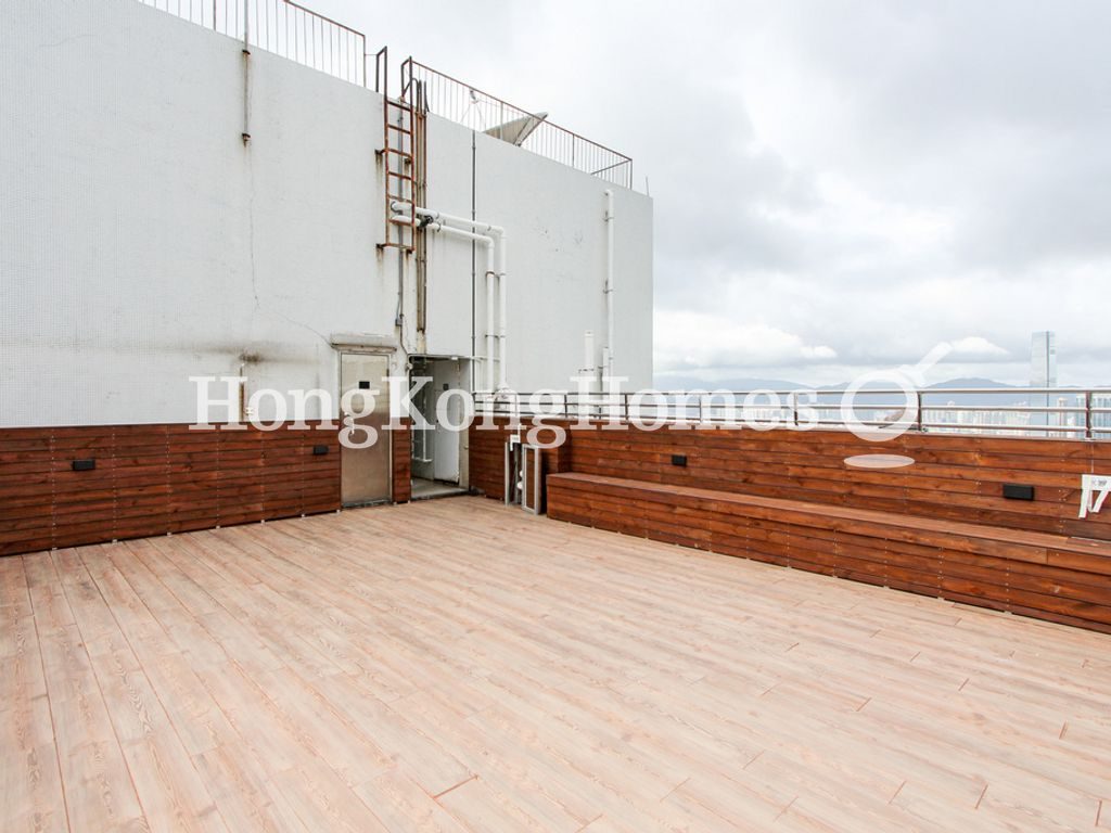 Private Roof Terrace — Tycoon Court - Block B, Mid-levels West