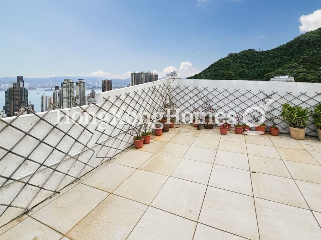 Private Roof Terrace — Yue Yan Mansion - Block A, Pokfulam