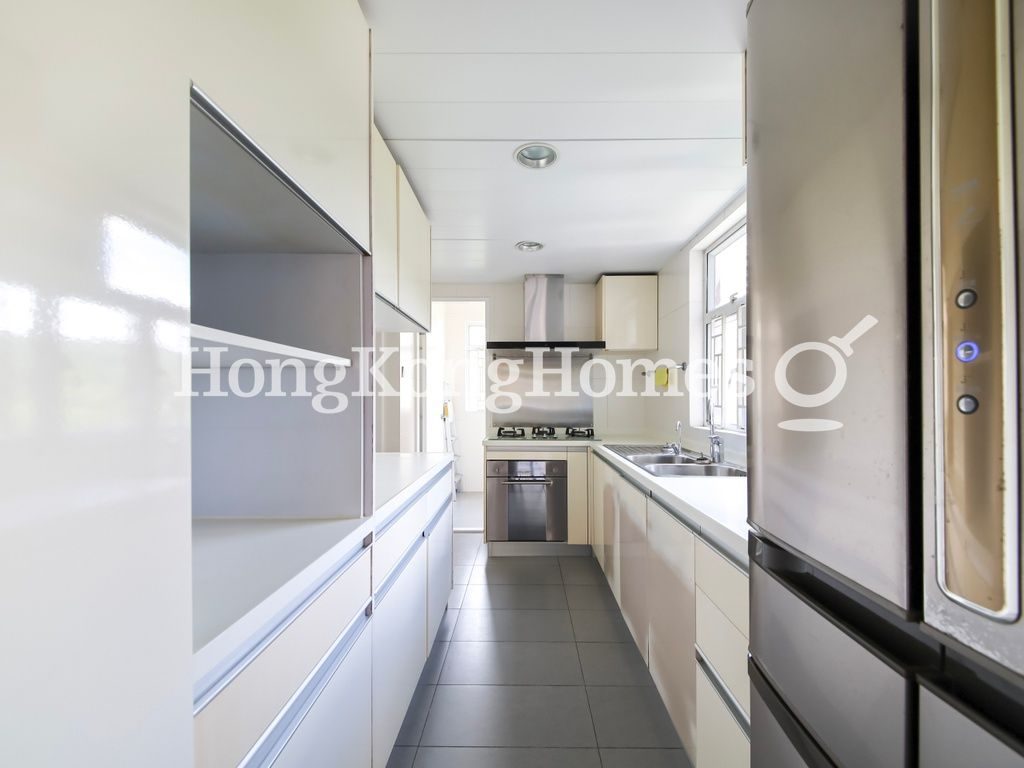 Kitchen — Butler Towers, Jardine's Lookout
