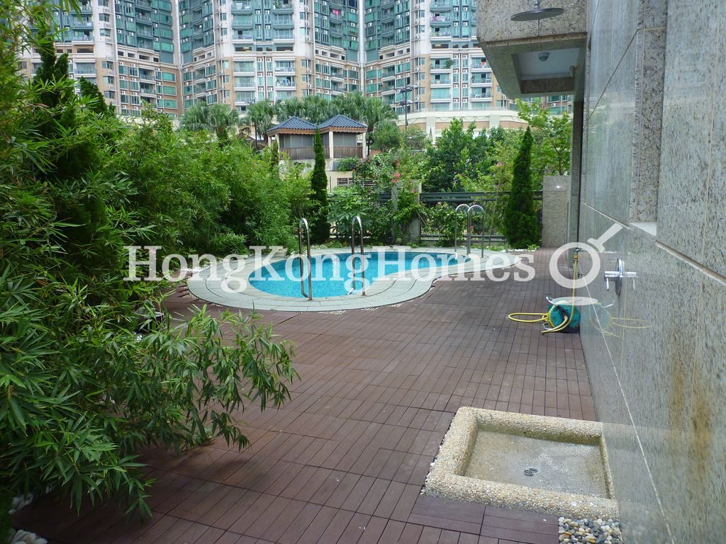 Private Terrace off LivingRoom — Caribbean Coast - Phase 5 - La Mer, Tung Chung
