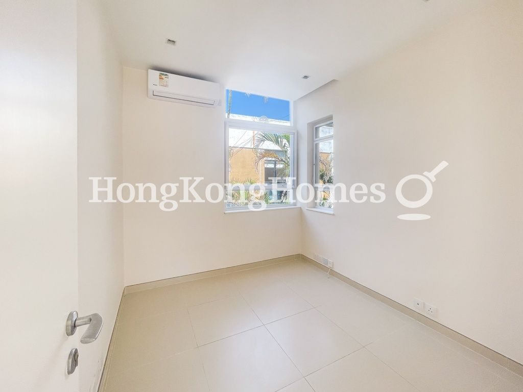 Third Bedroom — Country Villa - Block 01, Shouson Hill