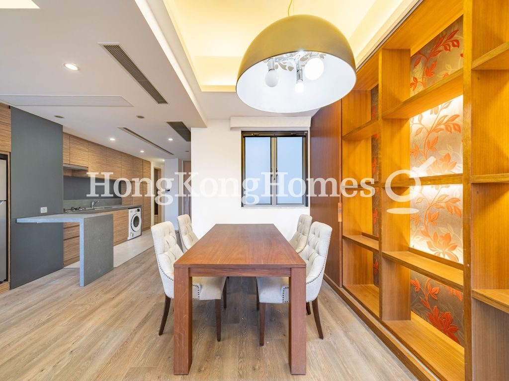Dining Area — Villa De Victoria, The Peak