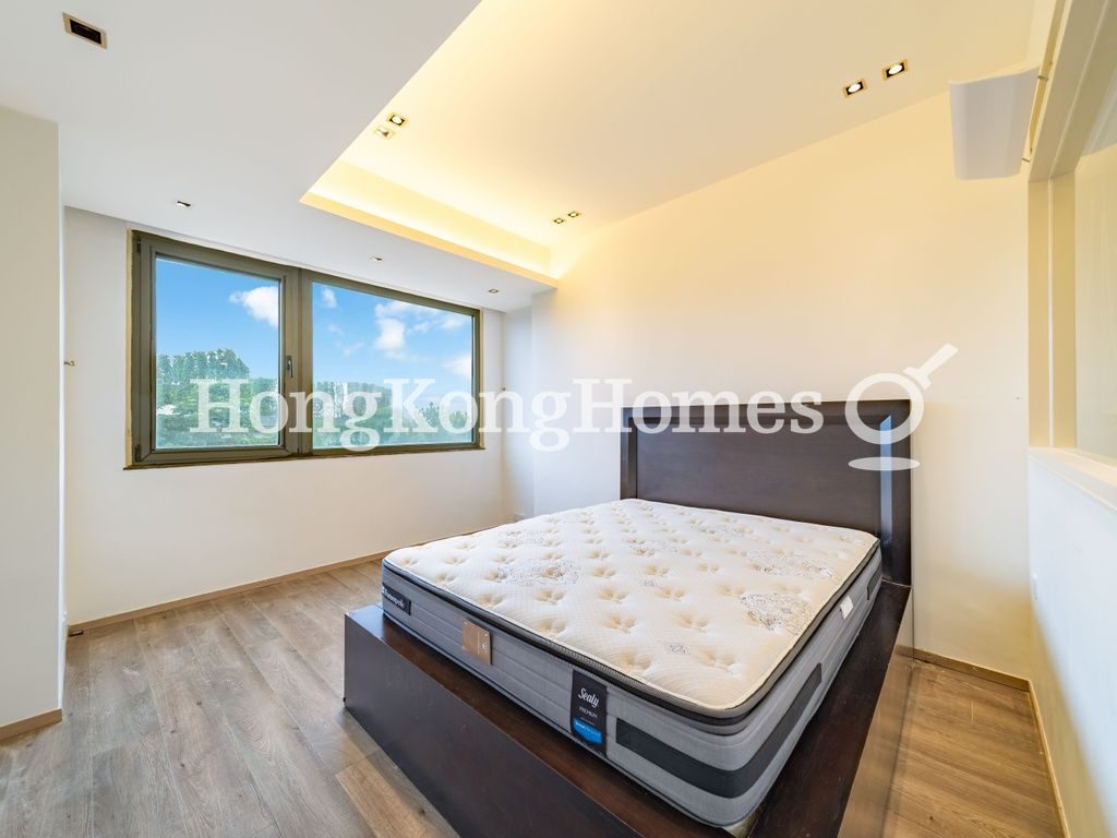 Master Bedroom — Villa De Victoria, The Peak