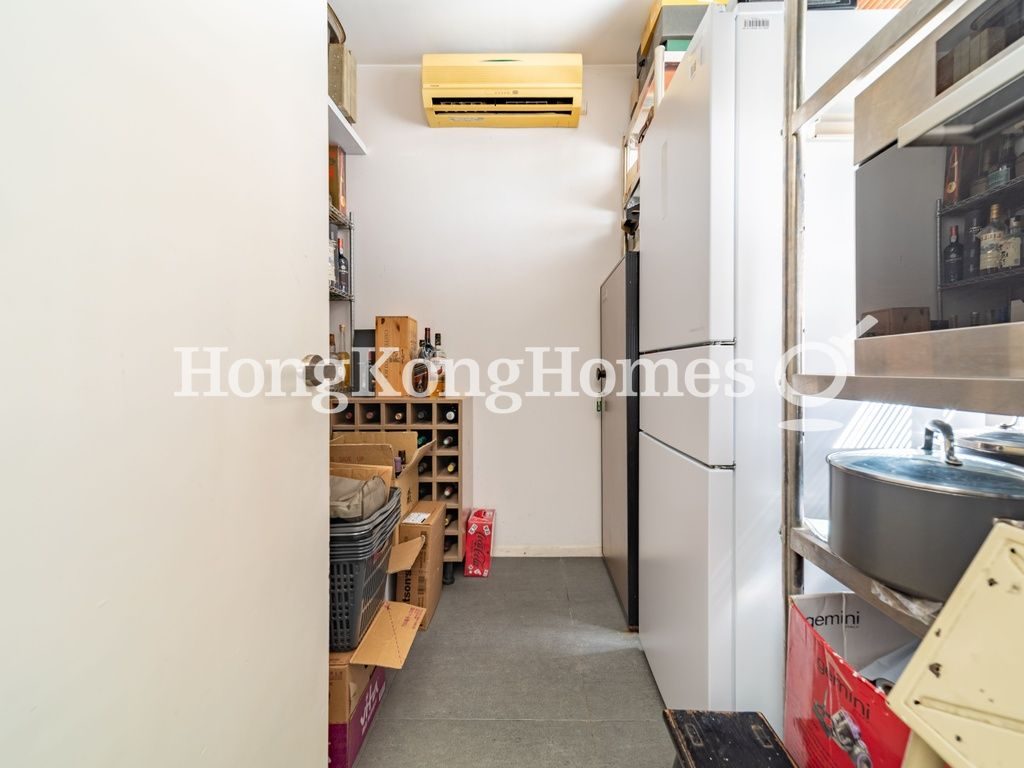 Storeroom — Golden Cove Lookout - Phase 1, Clear Water Bay