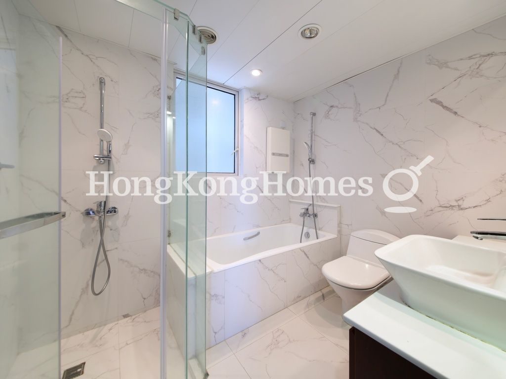 Master Bathroom — The Harbourside - Tower 3, Tsim Sha Tsui