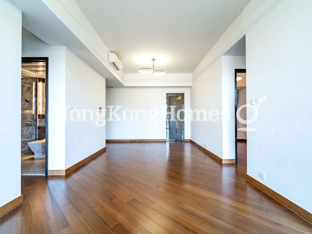 Living and Dining Room — Ultima - Tower 5, Ho Man Tin / Waterloo Road