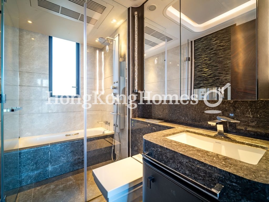 Master Bathroom — Ultima - Tower 5, Ho Man Tin / Waterloo Road