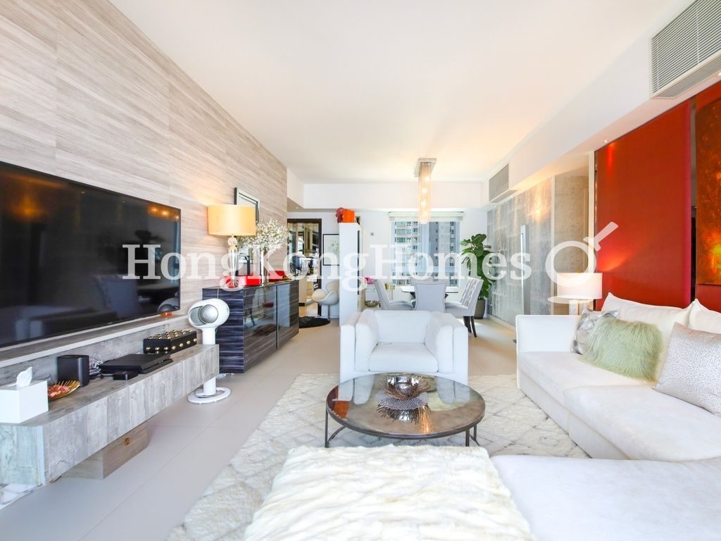 Living and Dining Room — Residence Bel-air - Phase 04, Peak Tower 01, Pokfulam